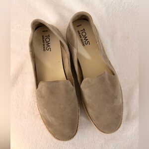 Toms shoes women’s size 8